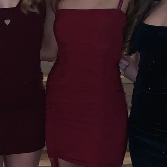 Mini red ruched dress - Picture 5 of 5